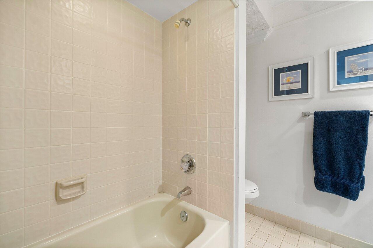 GOLF VILLAS CONDO - Residential Lease