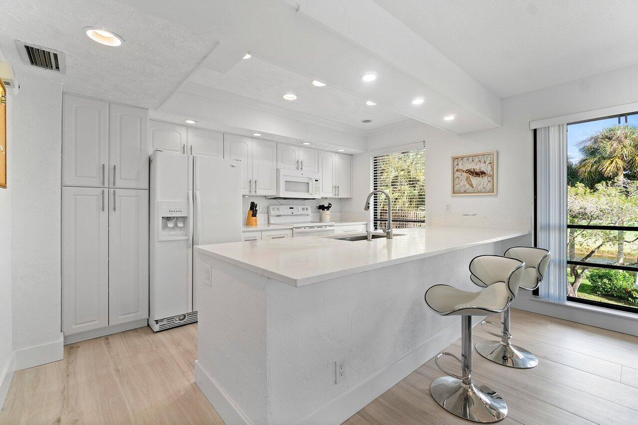 GOLF VILLAS CONDO - Residential Lease