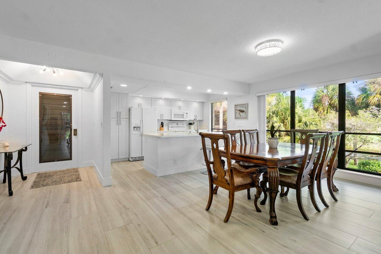 GOLF VILLAS CONDO - Residential Lease