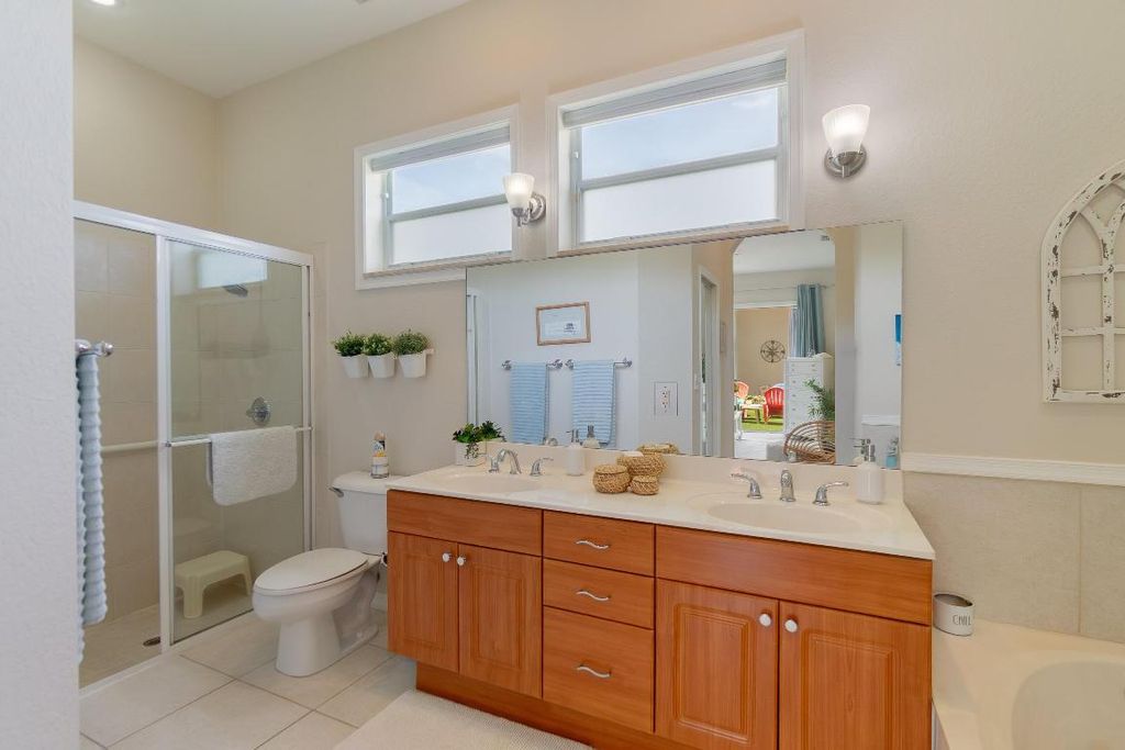 Photo of 9930 Boynton Gardens Way, Boynton Beach, FL 33437 (MLS # R11106035)