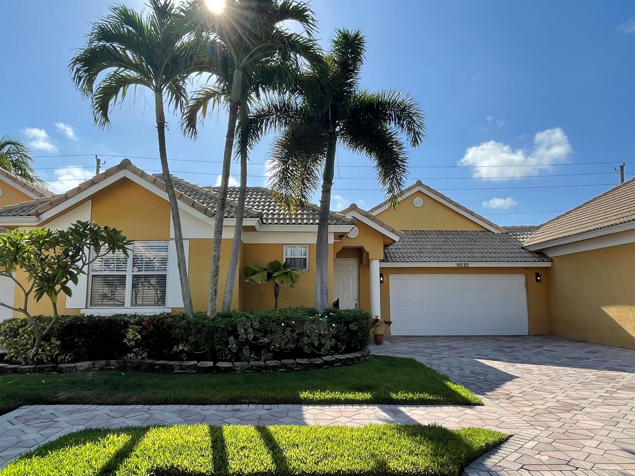 9930 Boynton Gardens Way, Boynton Beach, FL, 33437/$530,000 2 9930 Boynton Gardens Way