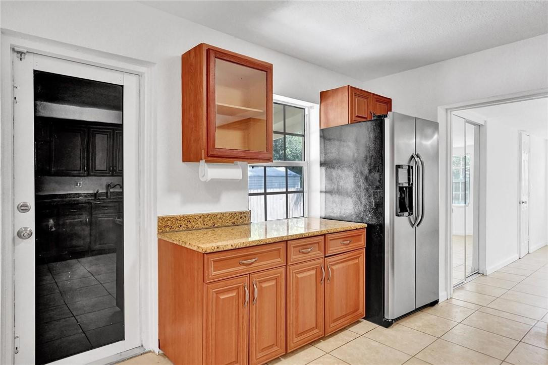 Jacaranda Heights 31-31 B - Residential