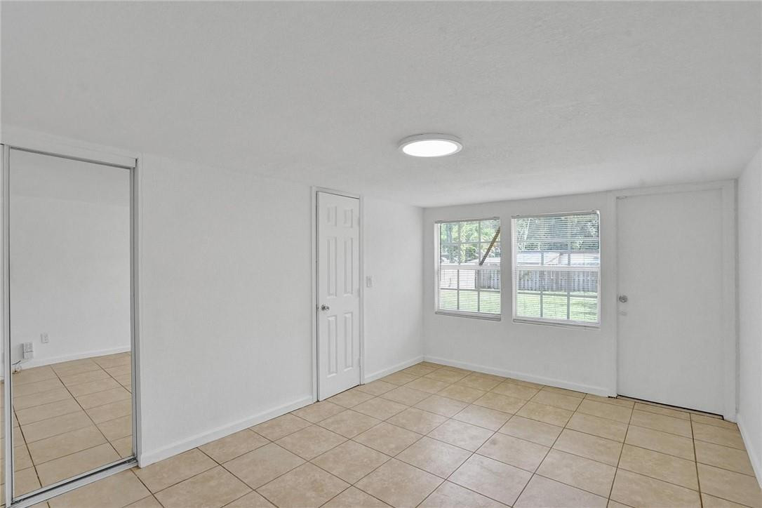 Jacaranda Heights 31-31 B - Residential