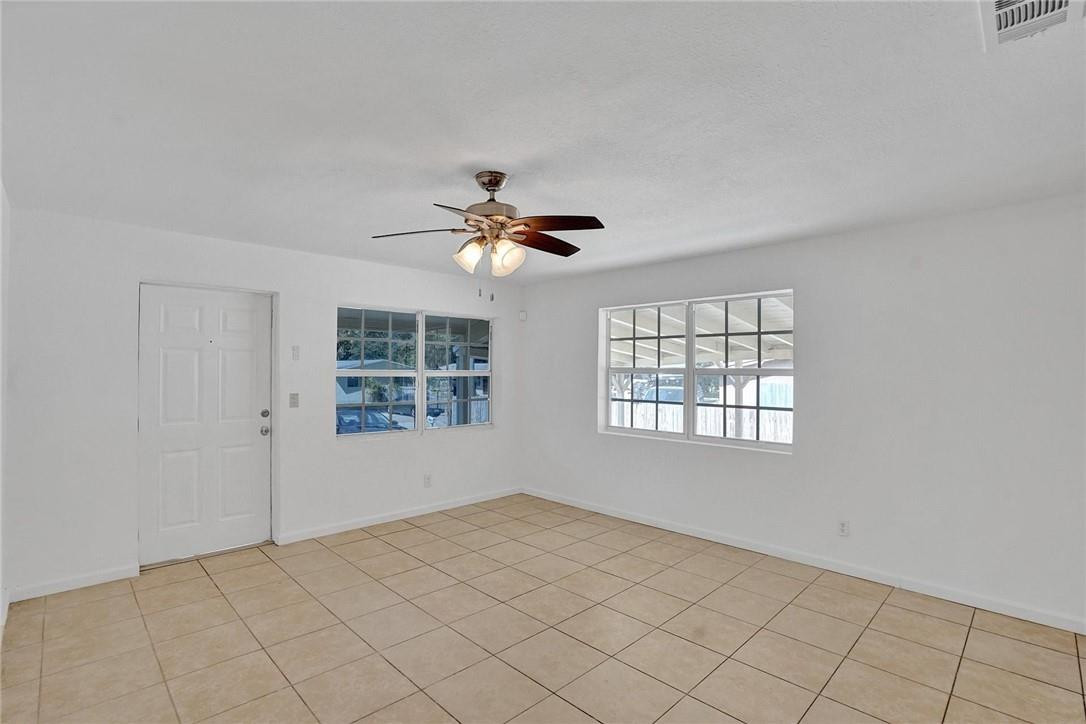 Jacaranda Heights 31-31 B - Residential