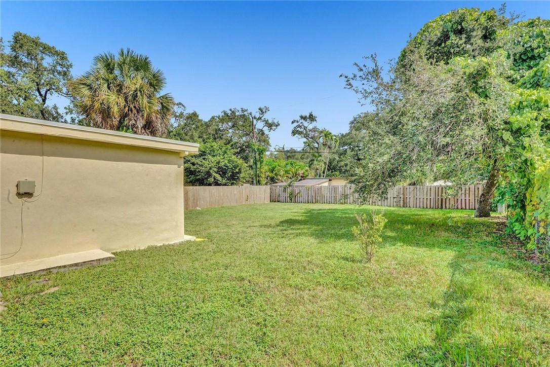 Jacaranda Heights 31-31 B - Residential