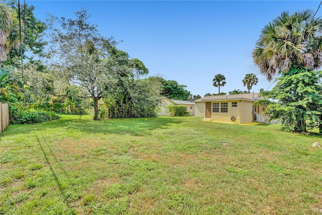 Jacaranda Heights 31-31 B - Residential