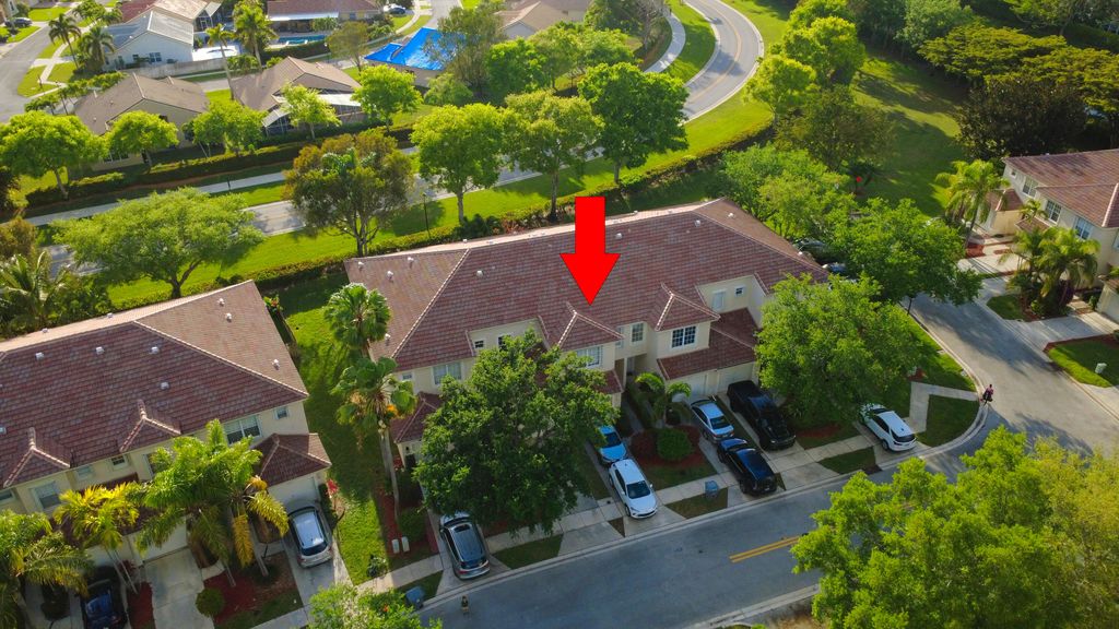 Photo of 8031 Bellagio Lane, Boynton Beach, FL 33472 (MLS # B26011411)