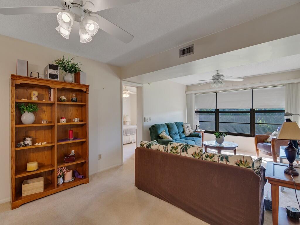 VISTA PLANTATION PHASE I - Residential Lease