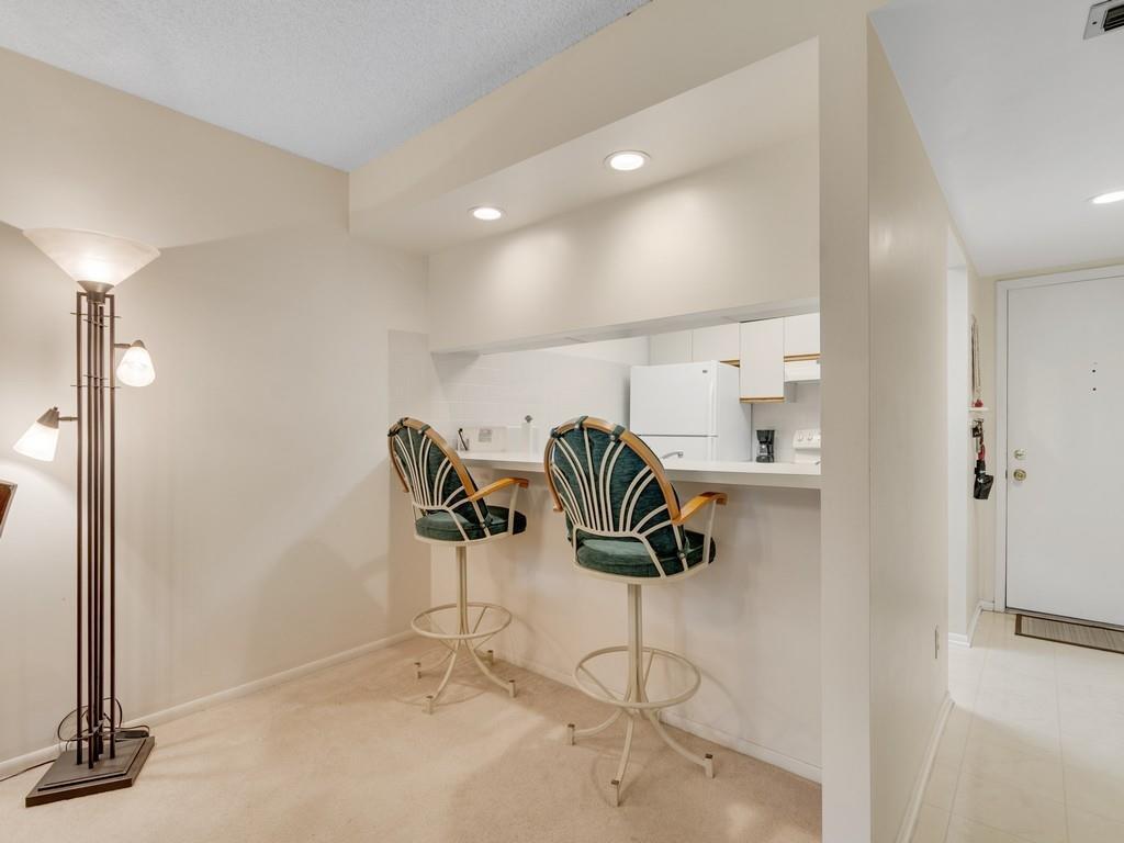 VISTA PLANTATION PHASE I - Residential Lease