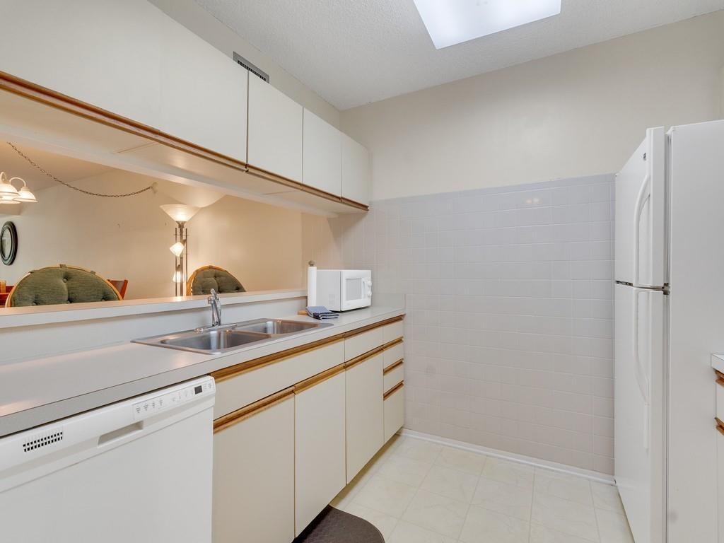 VISTA PLANTATION PHASE I - Residential Lease