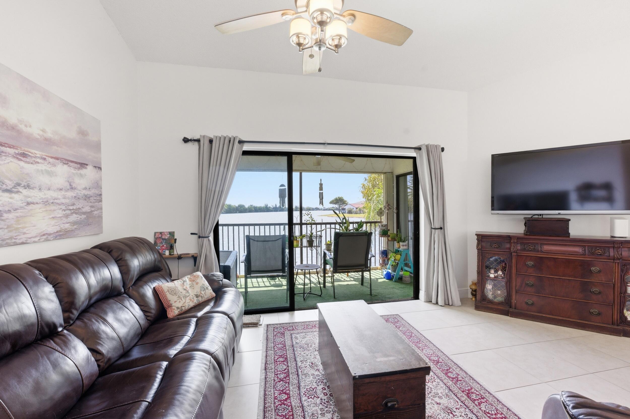 LIBERTY SQUARE CONDO - Residential