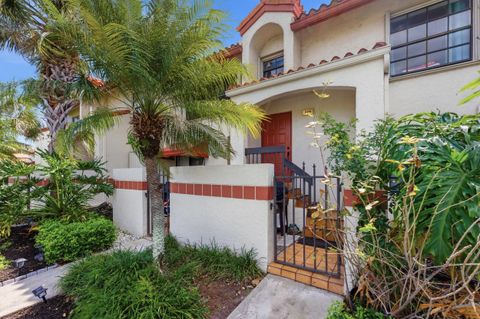 304 Liberty Court Deerfield Beach FL 33442