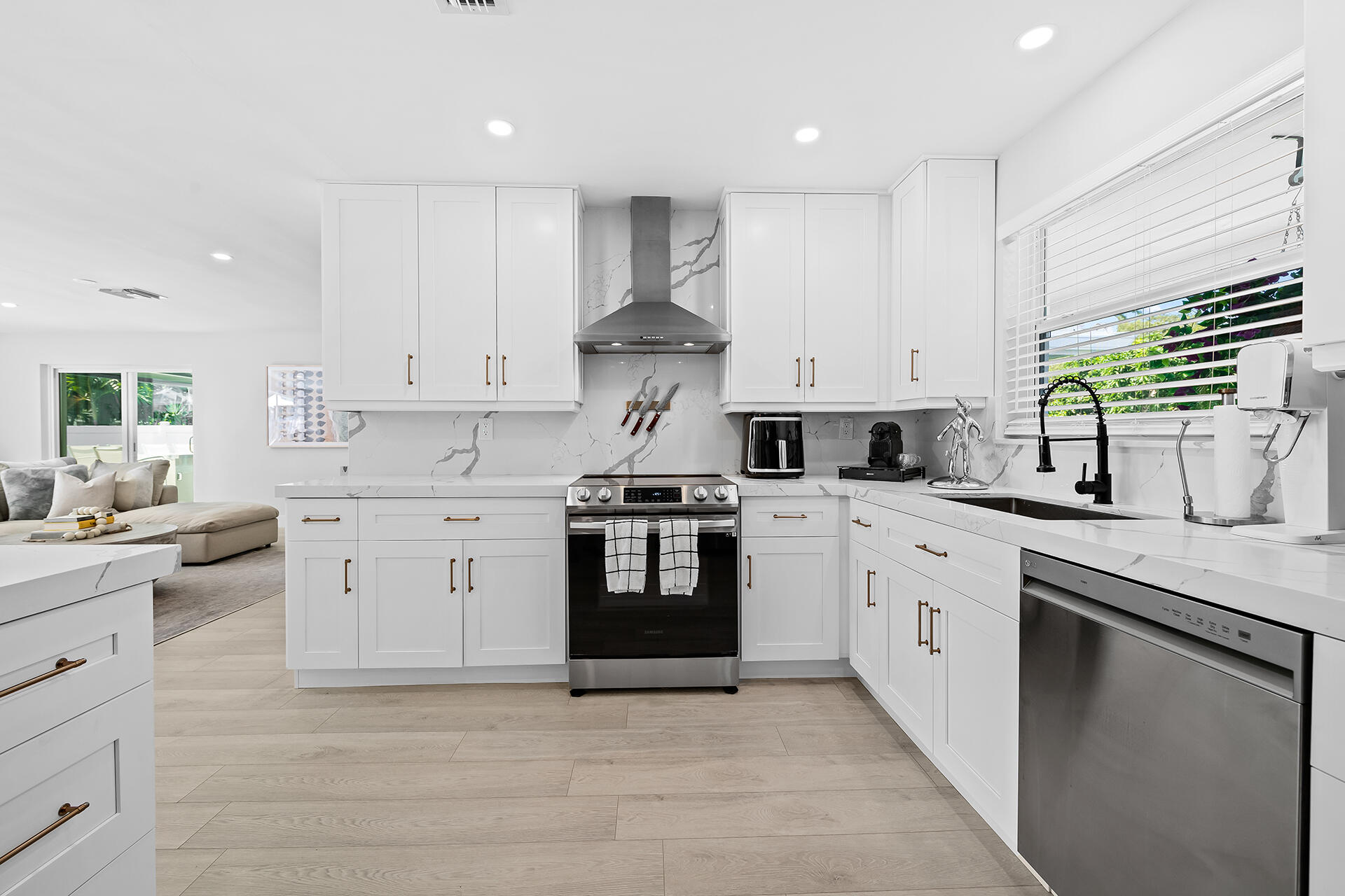 ROYAL OAK HILLS 2ND SEC - Residential