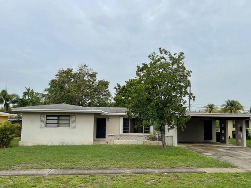 WELCOME HOME TO THIS SPACIOUS 3 BEDROOM, 2 BATHROOM SINGLE FAMILY HOME READY FOR YOUR PERSONAL TOUCHES! THIS VERY CLEAN, WELL MAINTAINED PROPERTY IS LOCATED ON QUIET STREET IN MELROSE PARK WITH LARGE BEDROOMS, A GOOD ROOF AND AC RECENTLY SERVICED. PROPERTY HAS TILE AND LAMINATE THROUGHOUT AND A LARGE BACKYARD WITH FRUIT TREES AND LARGE SHED IN THE YARD. MINUTES FROM THE BEACH! CLOSE TO RESTAURANTS, SHOPPING AND PLACES OF WORSHIP.