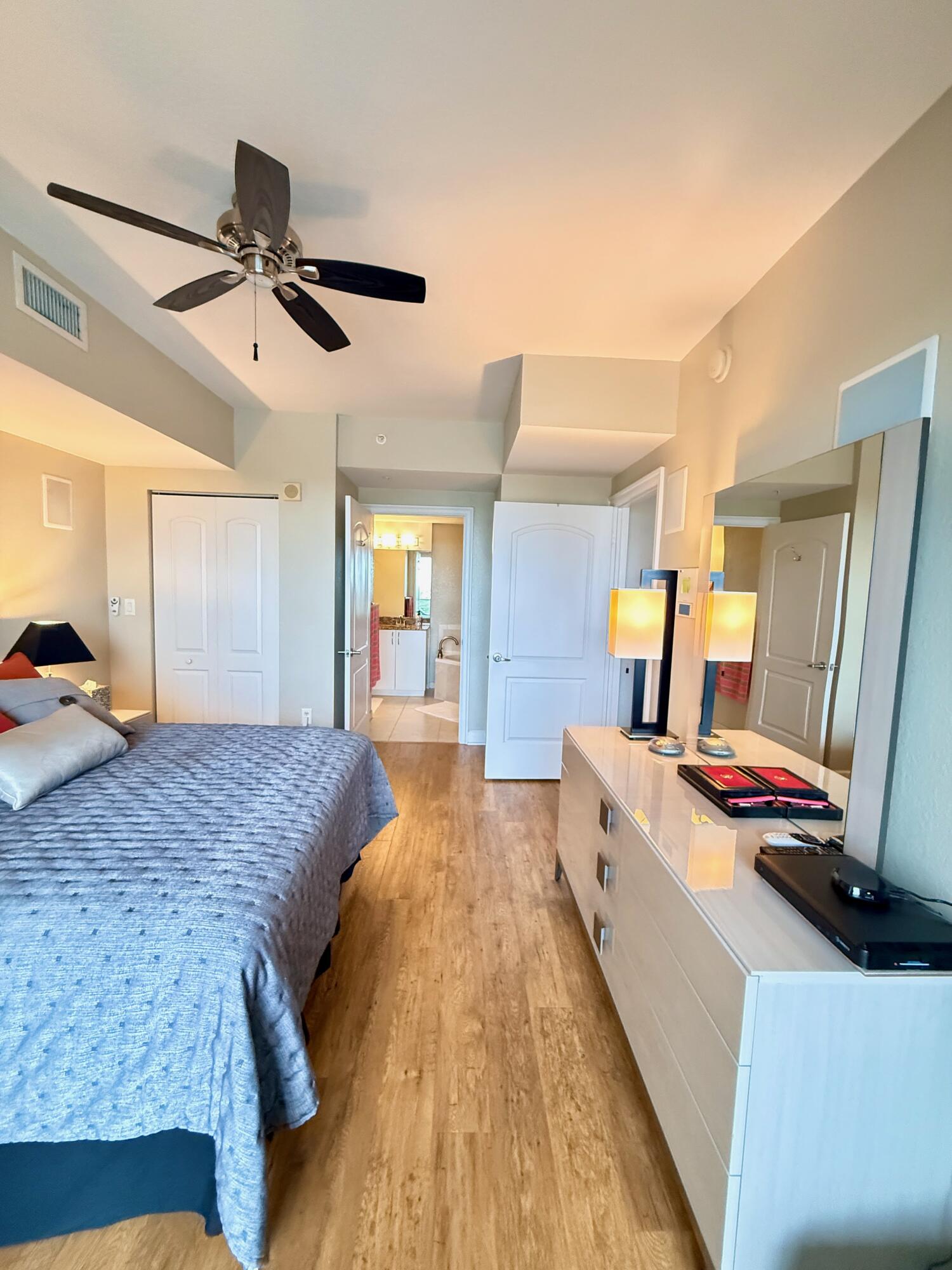 RADIUS CONDO - Residential Lease