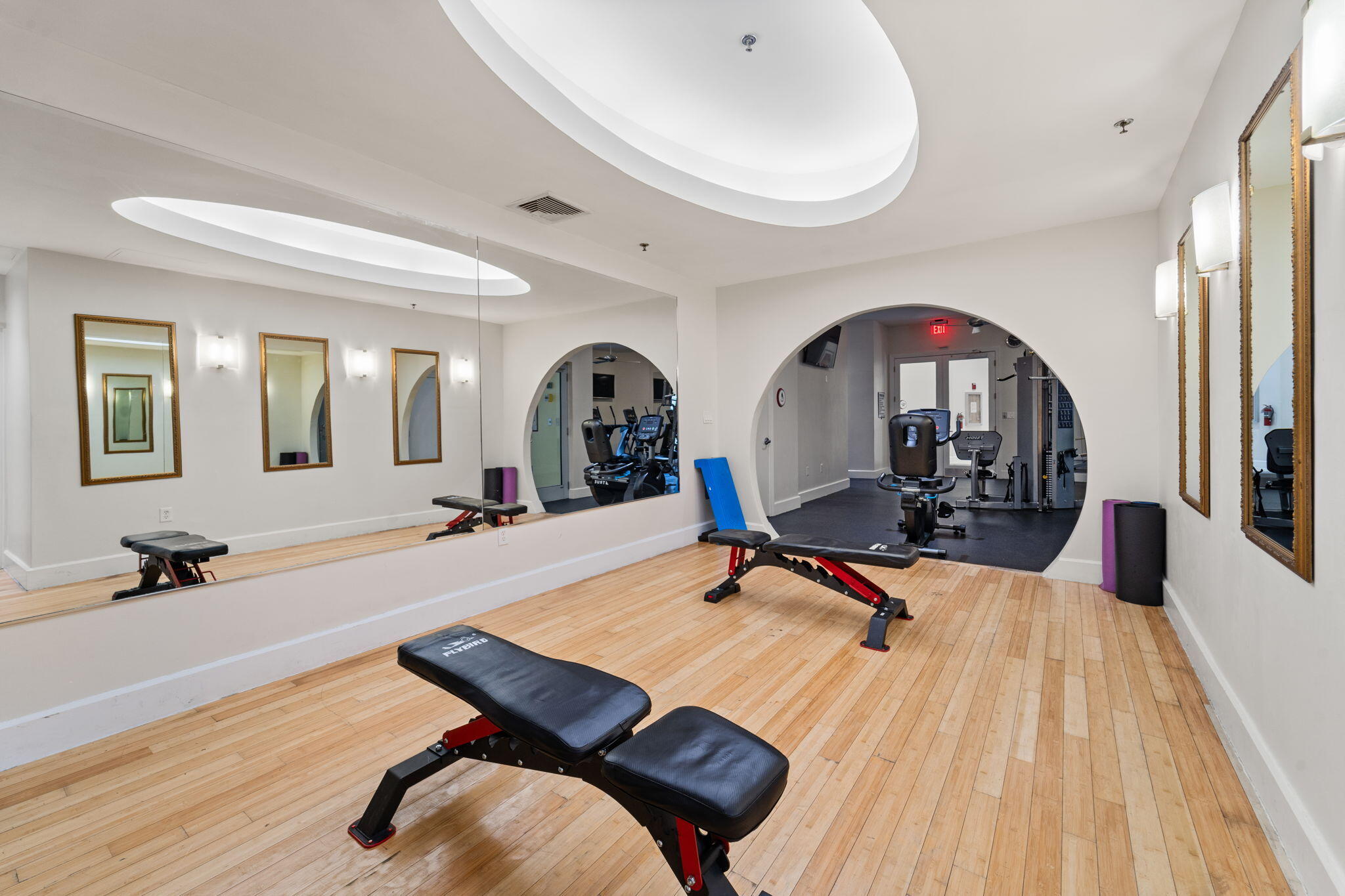 RADIUS CONDO - Residential Lease