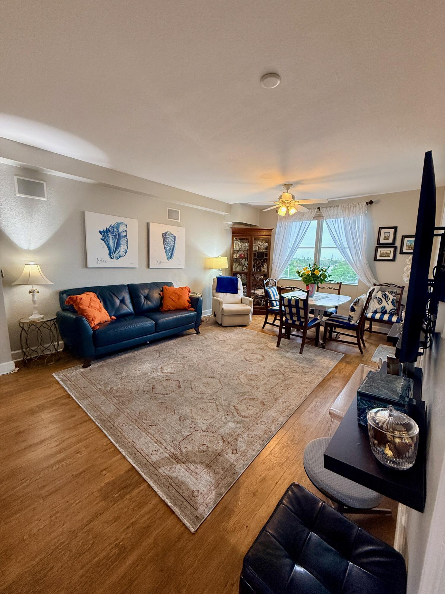 RADIUS CONDO - Residential Lease