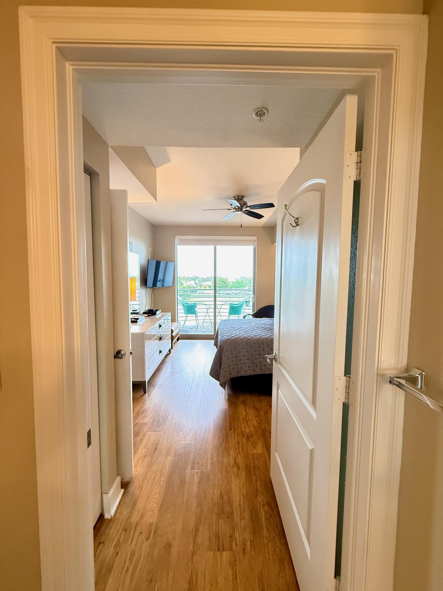 RADIUS CONDO - Residential Lease