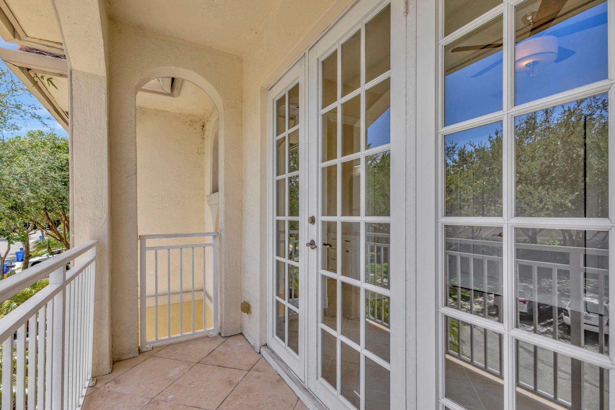 Bella Vita - Residential Lease