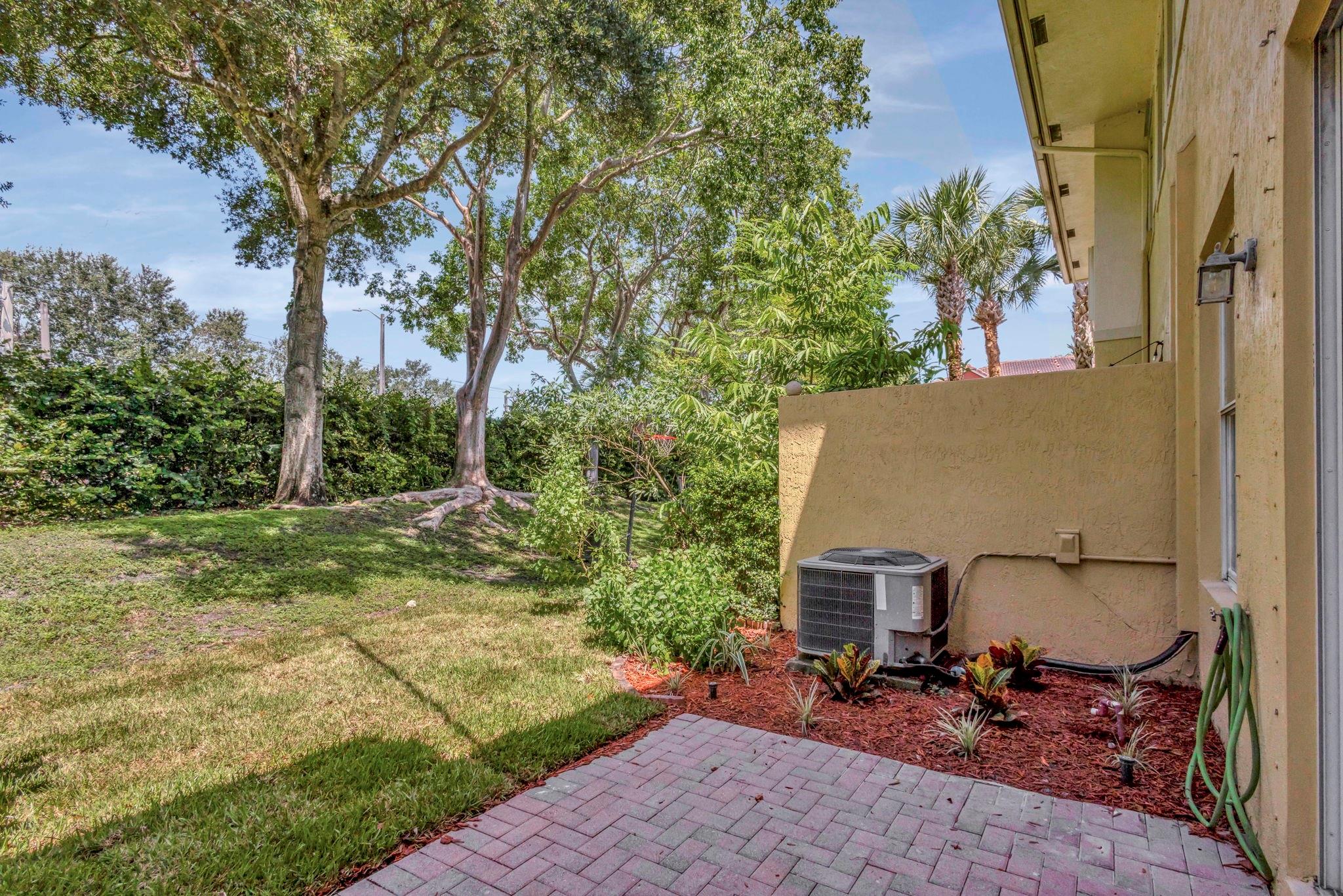 Bella Vita - Residential Lease