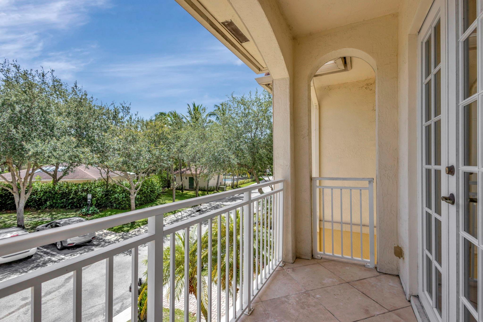 Bella Vita - Residential Lease