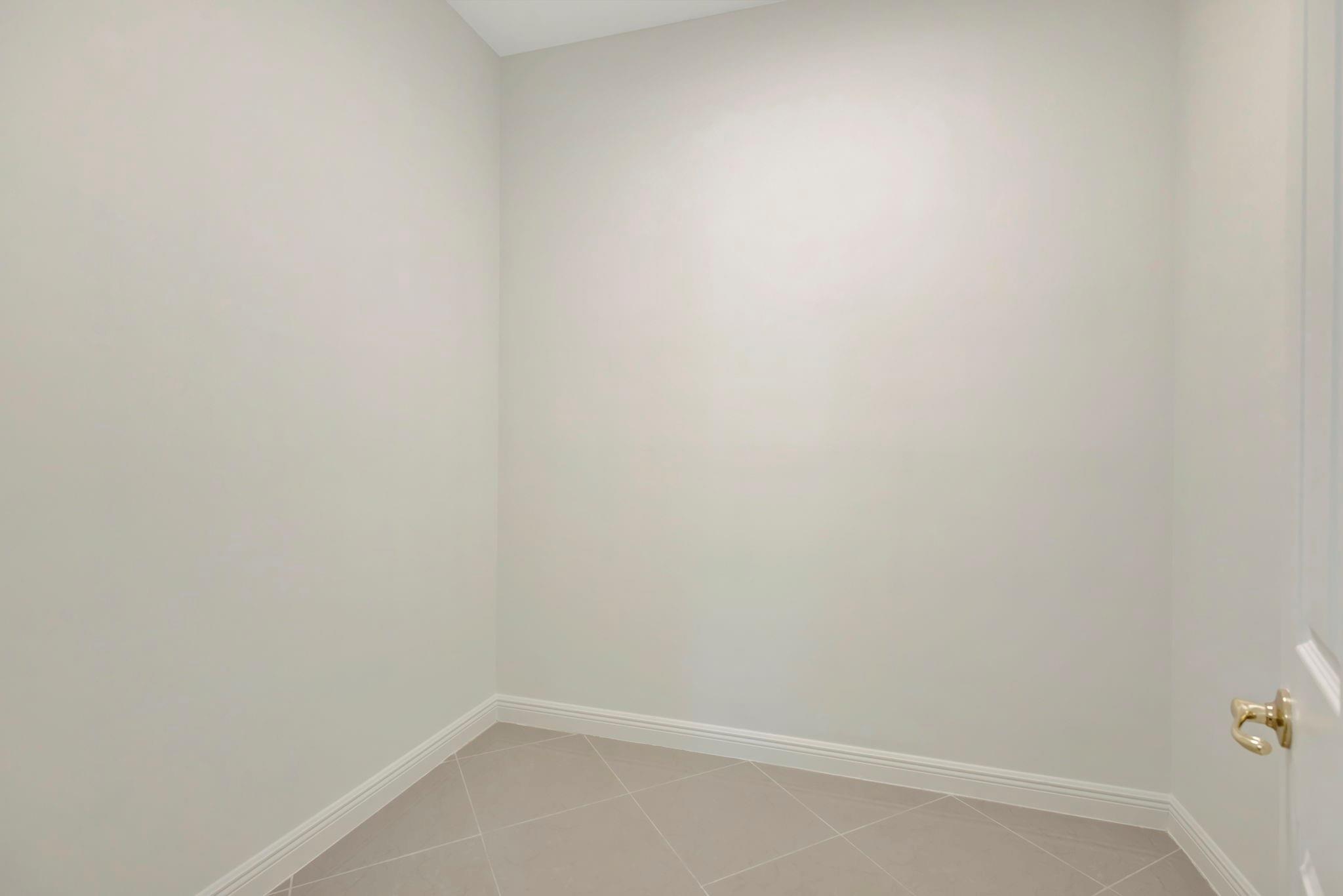 Bella Vita - Residential Lease