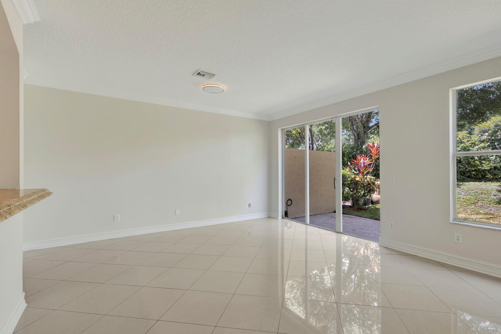 Bella Vita - Residential Lease