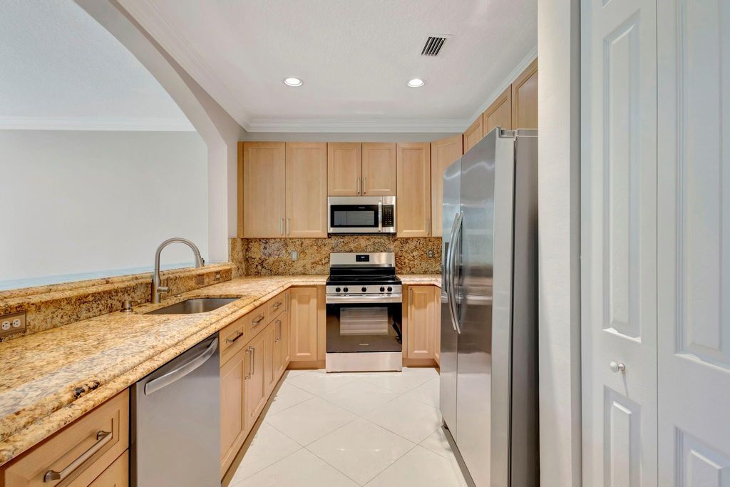 Photo of 105 Bella Vita Drive, Royal Palm Beach, FL 33411 (MLS # F10529599)