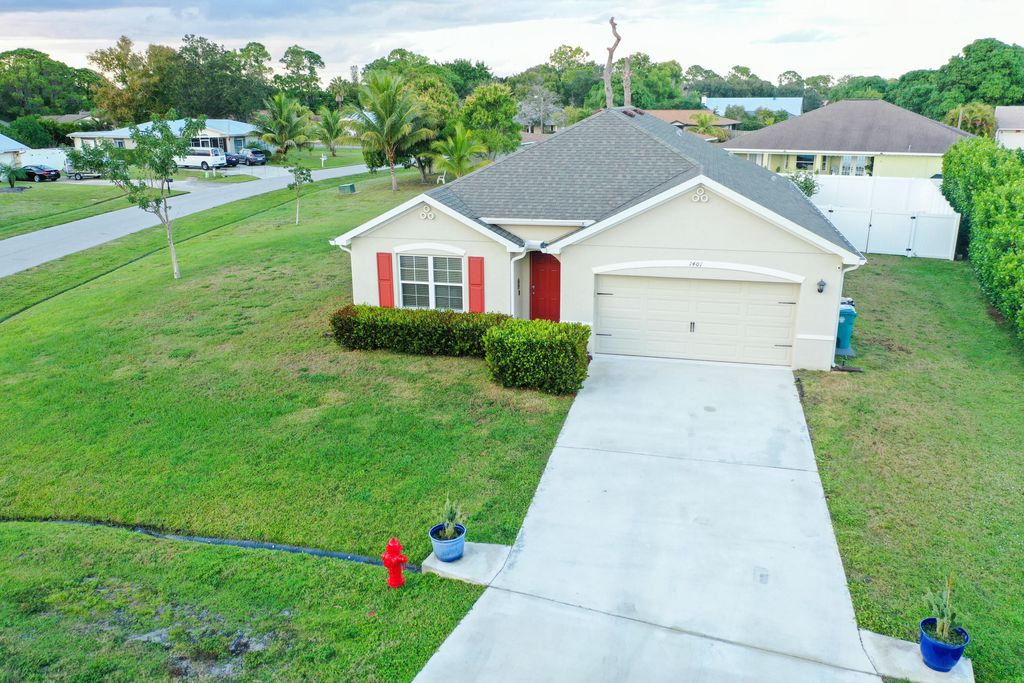 Photo of 1401 SE Portillo Road, Port Saint Lucie, FL 34952 (MLS # R11148440)