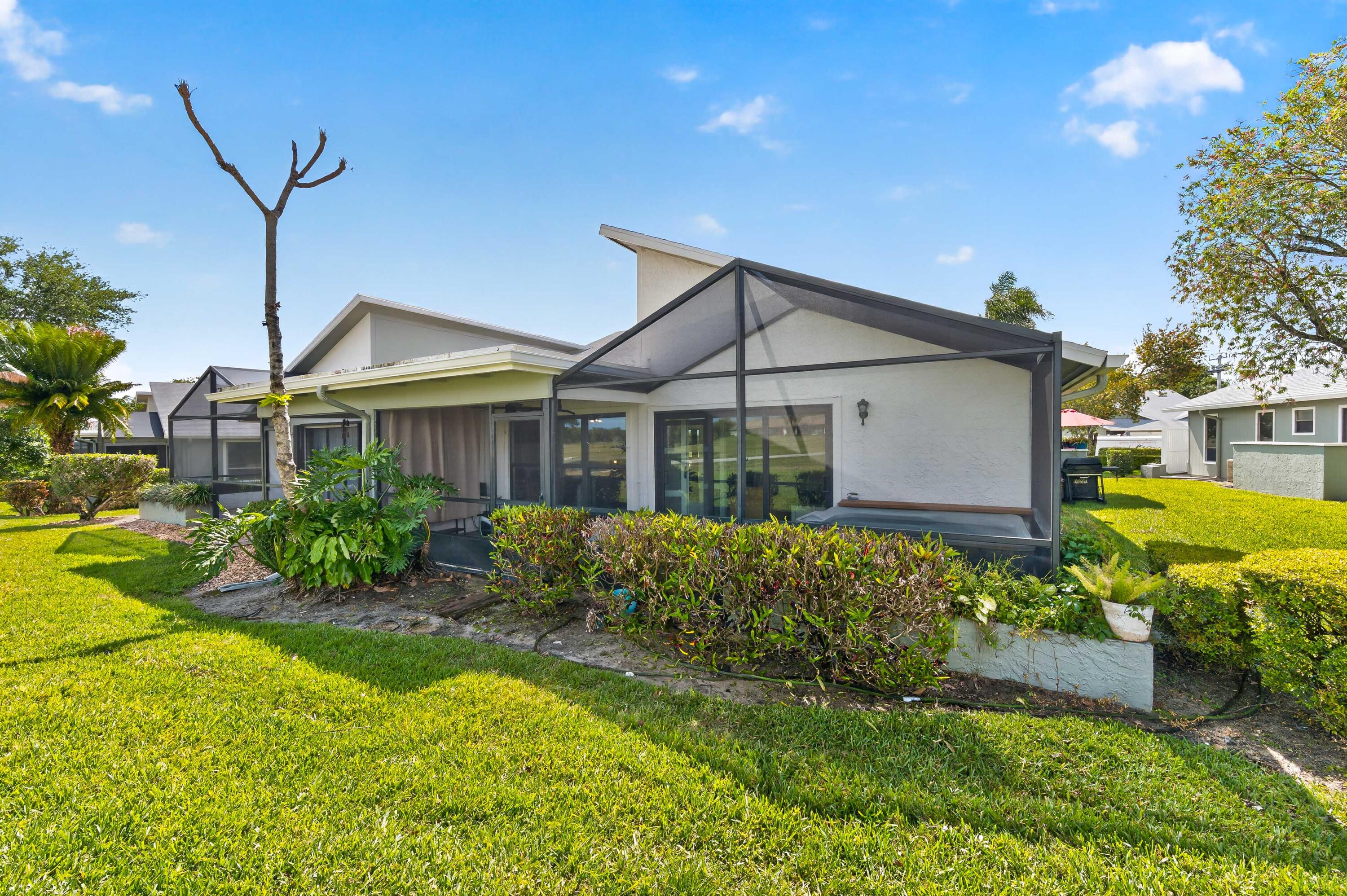YORKTOWN AT HERITAGE RIDGE - Residential