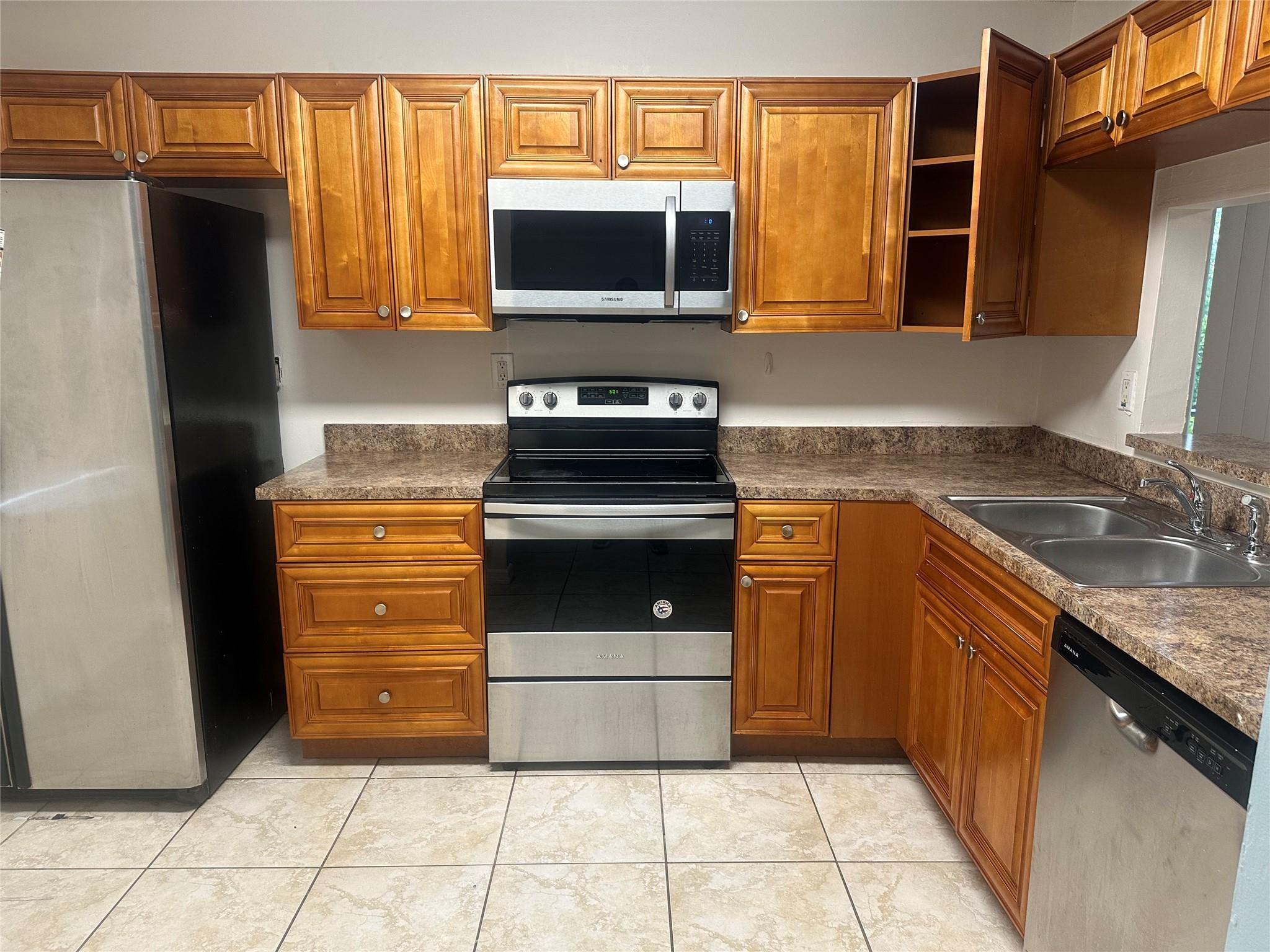 Springs West Condo - Residential Lease