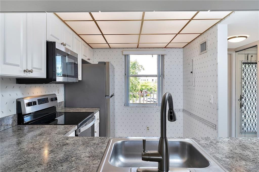 Sunrise Lakes Phase 4 - Residential