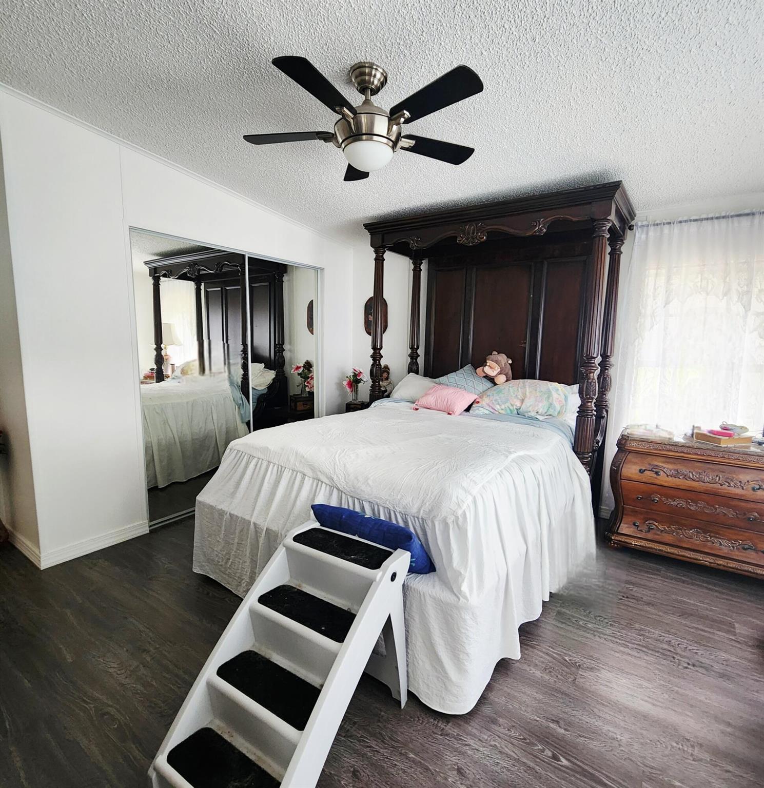 PLAM LAKE COOP - Residential