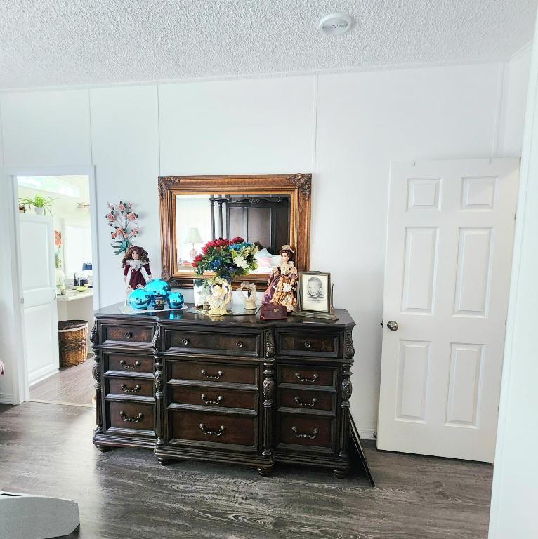 PLAM LAKE COOP - Residential