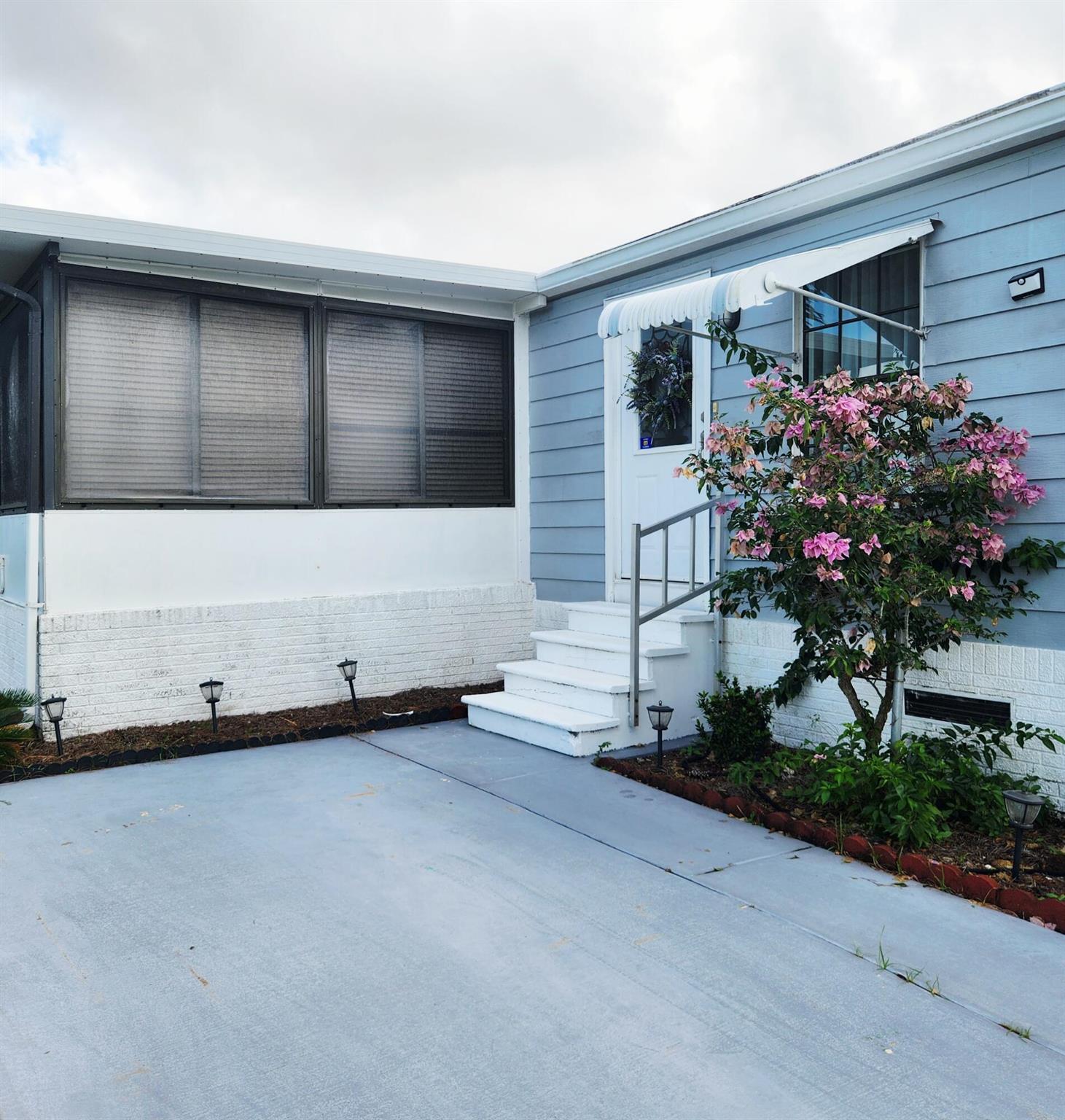 PLAM LAKE COOP - Residential