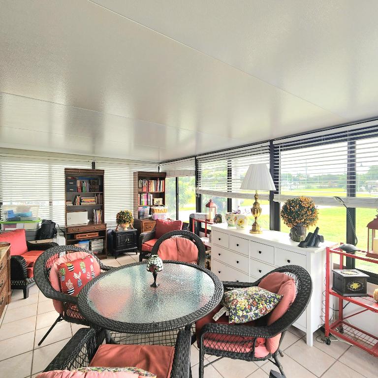 PLAM LAKE COOP - Residential