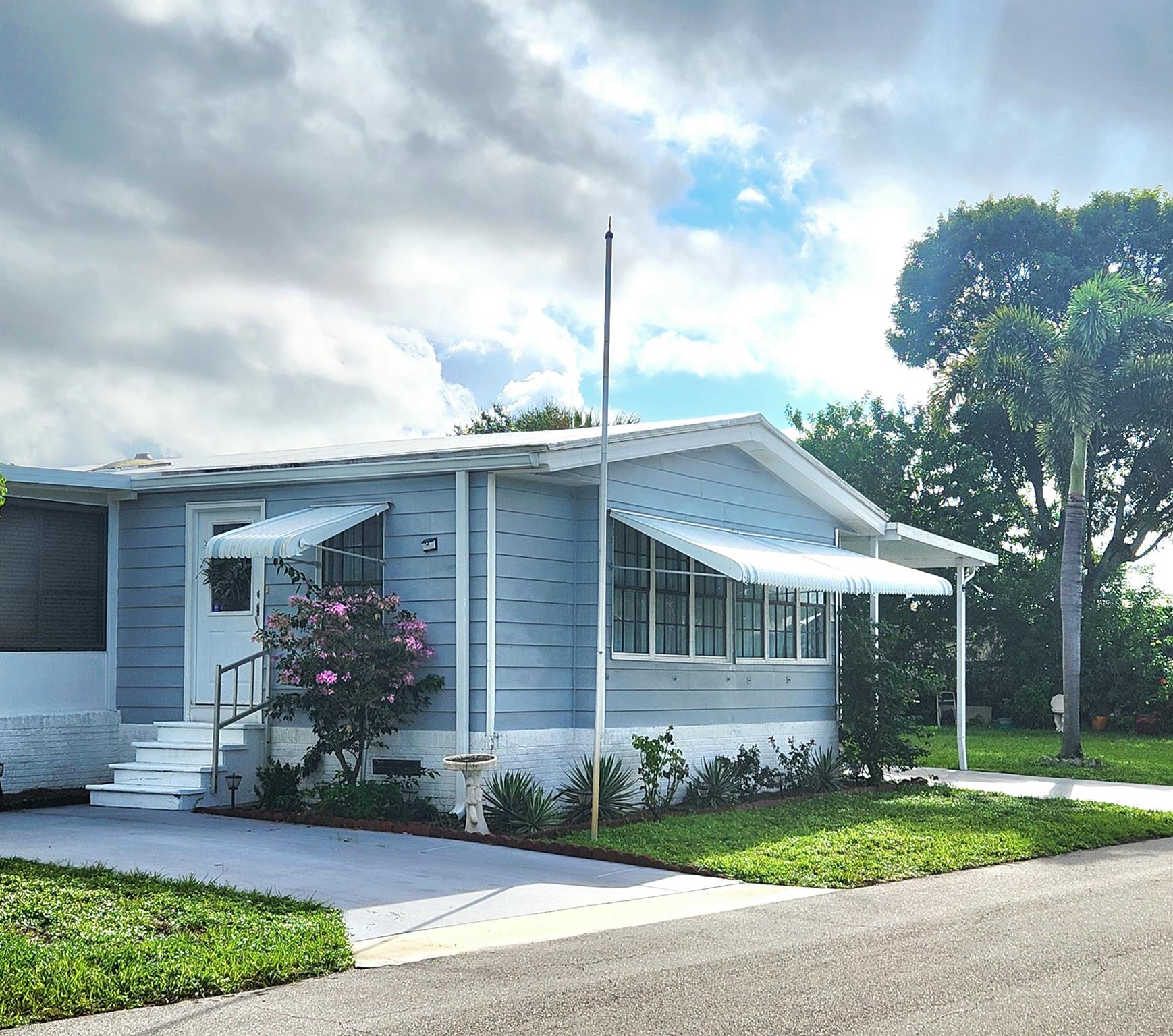 PLAM LAKE COOP - Residential