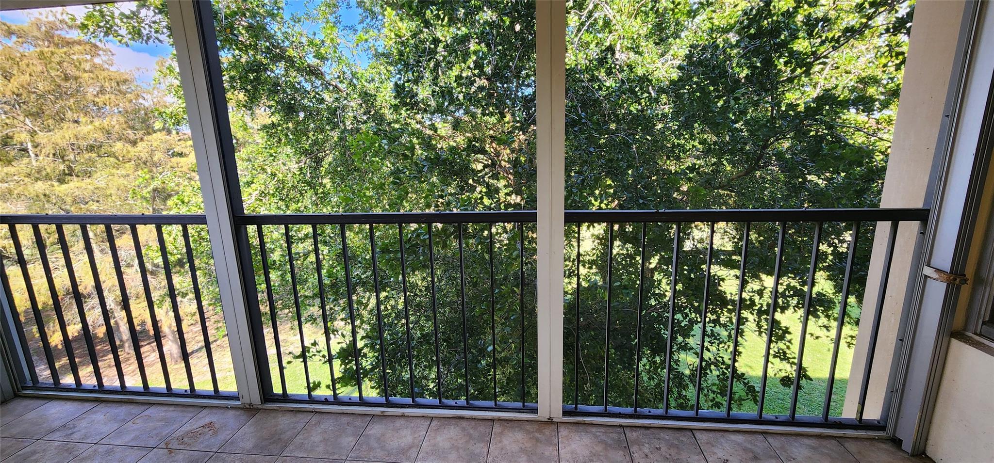 Manors Of Inverrary I-9 C - Residential Lease