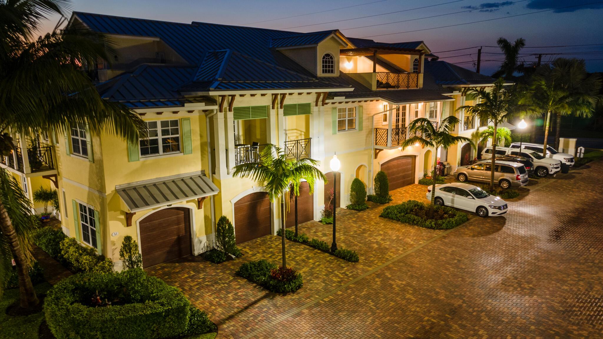 BELLA VILLAGGIO CONDO - Commercial Sale