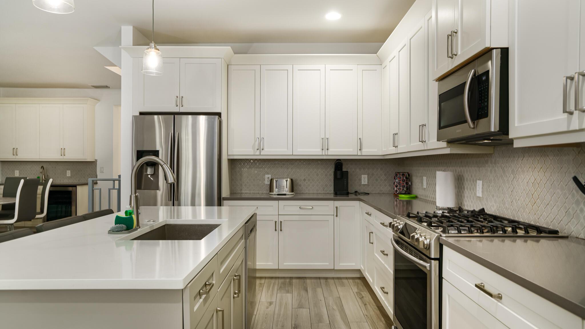 BELLA VILLAGGIO CONDO - Commercial Sale