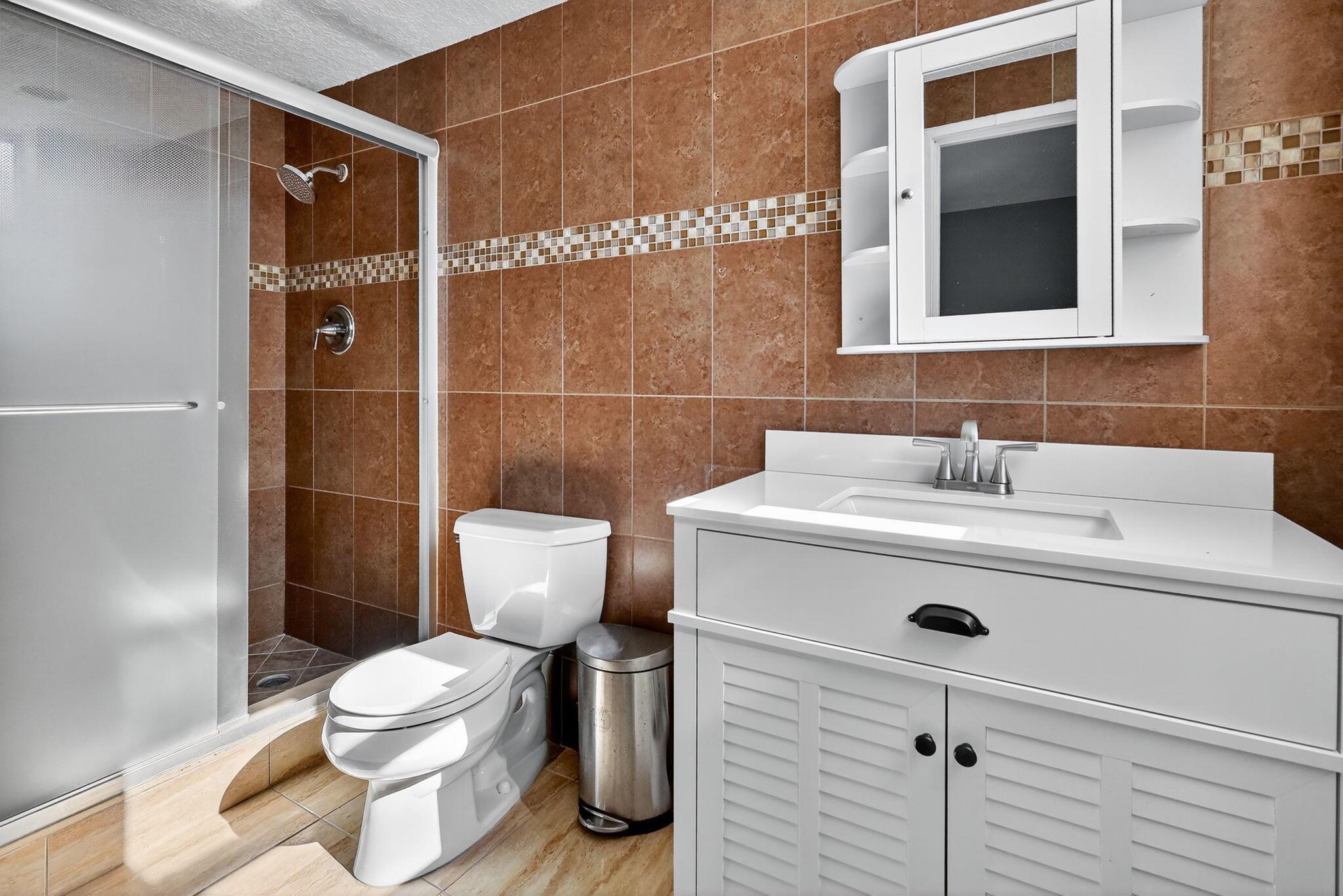 TIDES ON HOLLYWOOD BEACH - Residential Lease