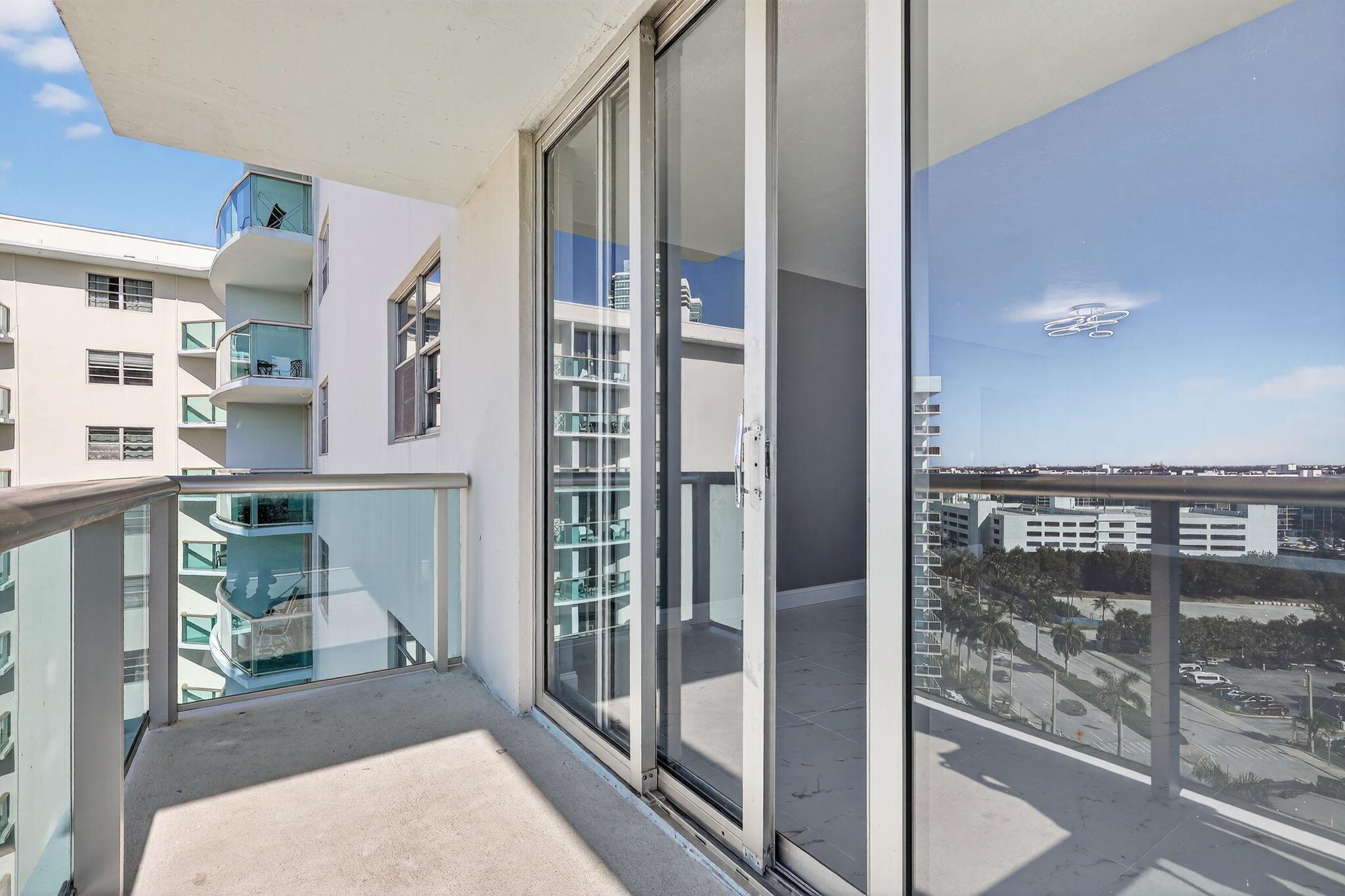 TIDES ON HOLLYWOOD BEACH - Residential Lease