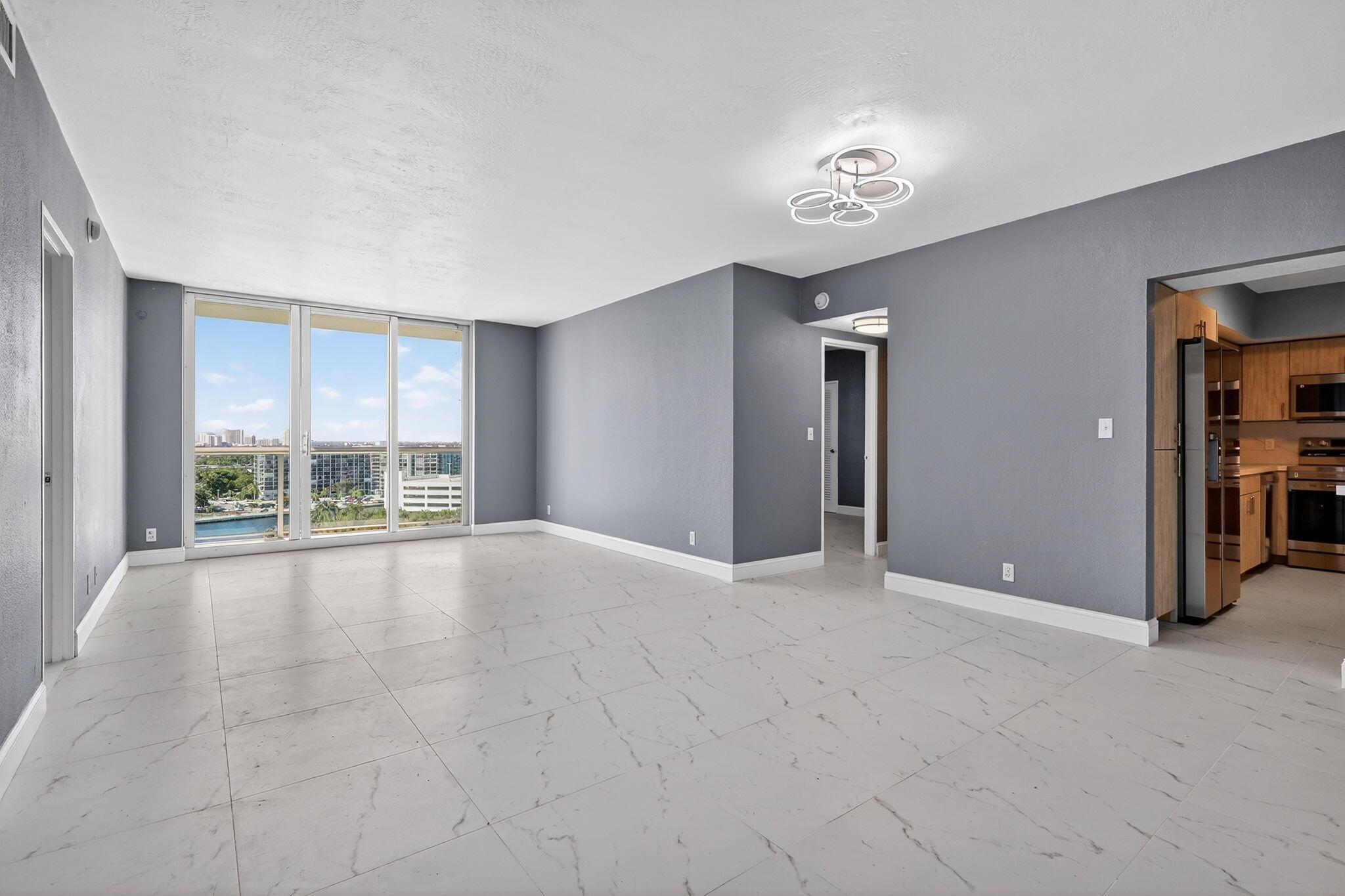 TIDES ON HOLLYWOOD BEACH - Residential Lease