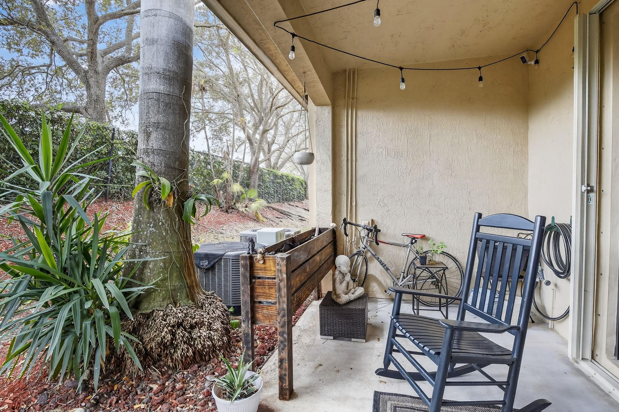 Courtyard at the Grove - Residential