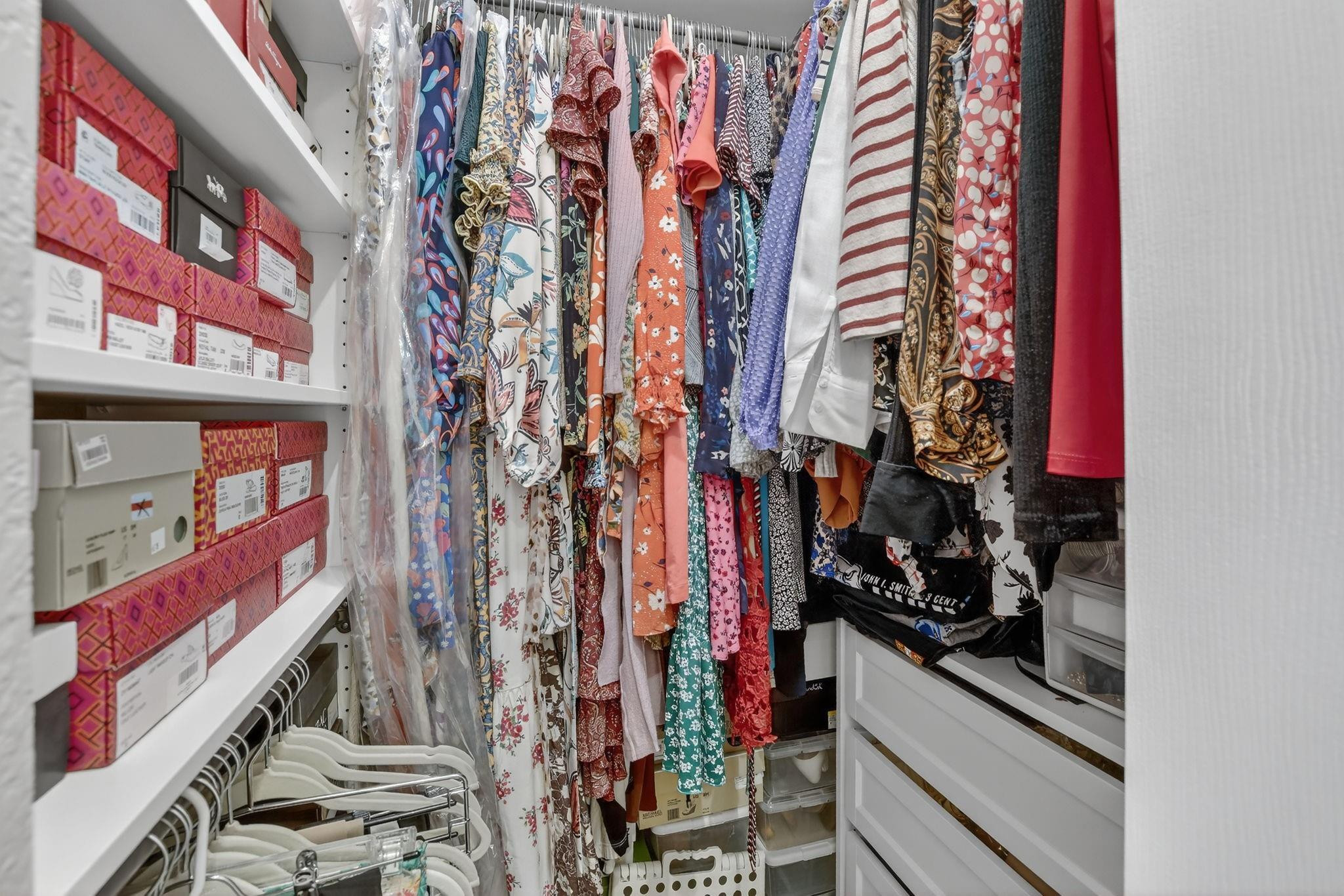 Courtyard at the Grove - Residential