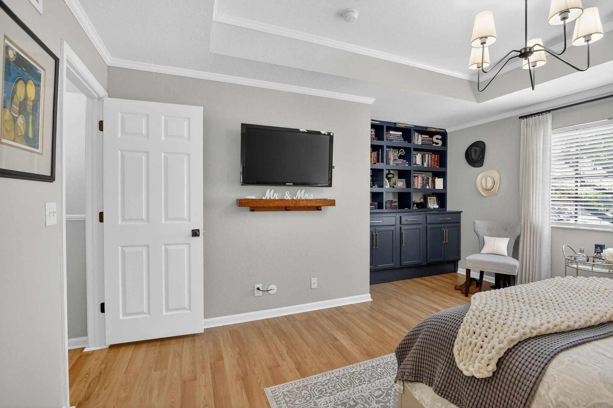 Courtyard at the Grove - Residential