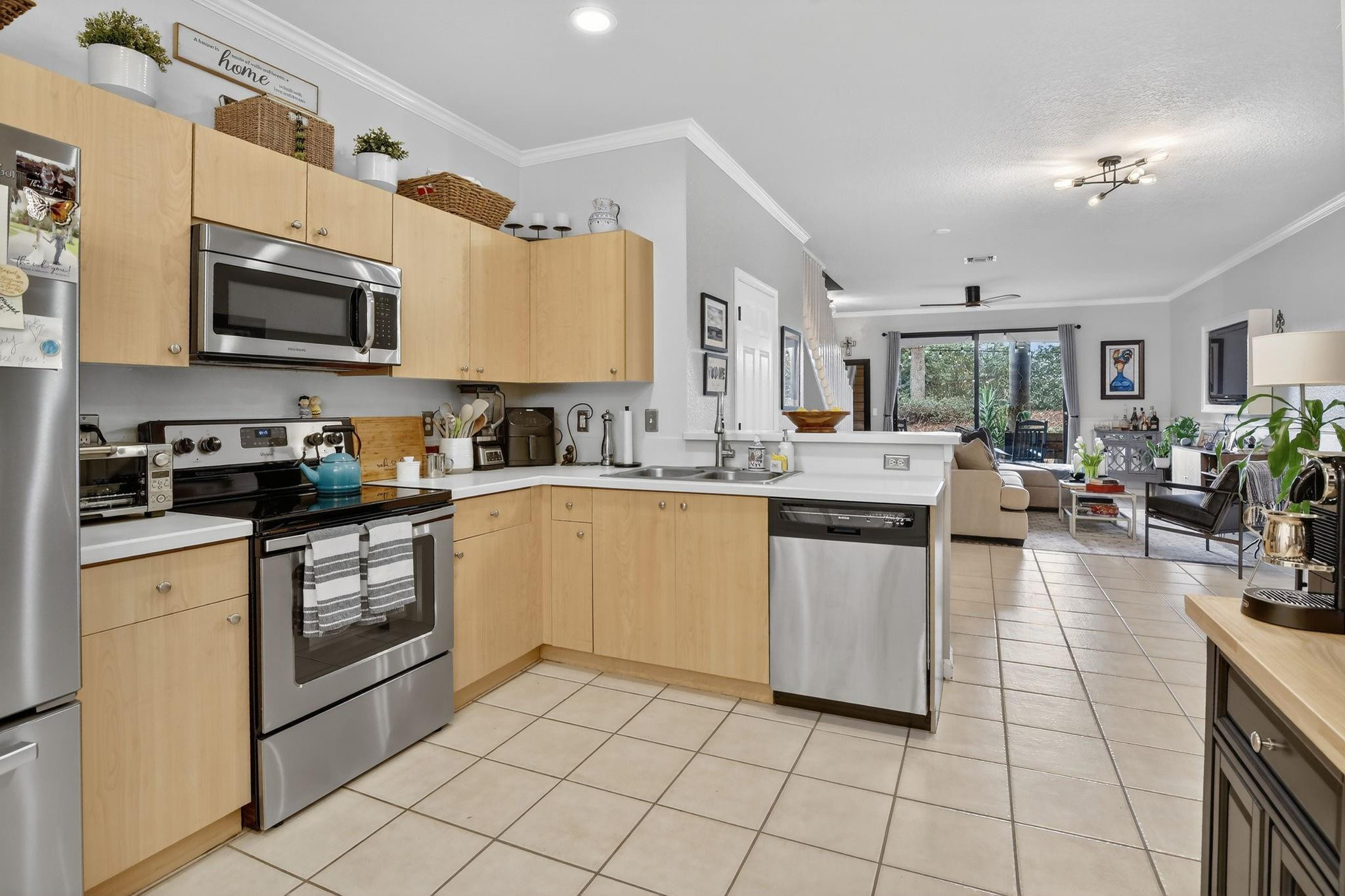 Courtyard at the Grove - Residential