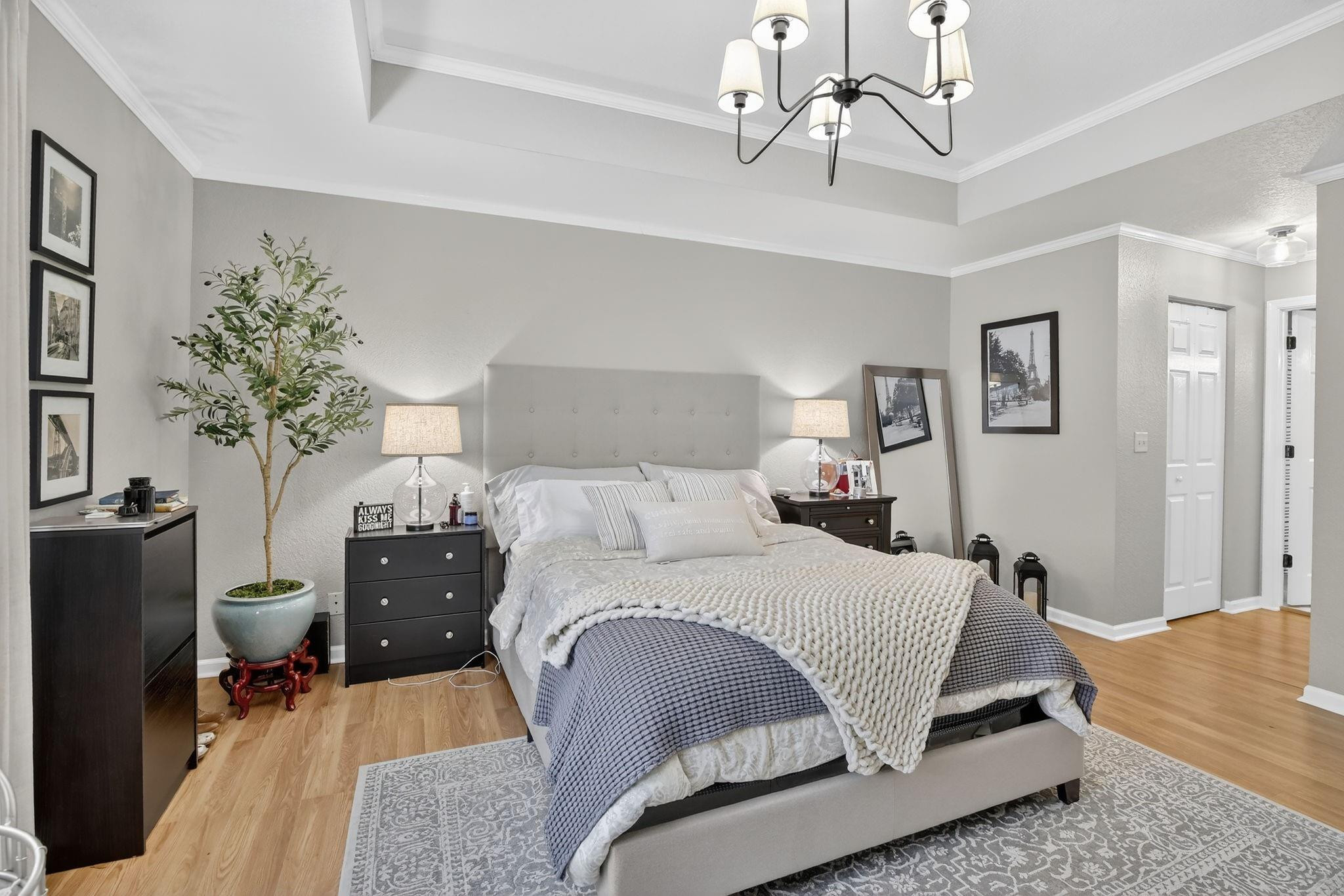 Courtyard at the Grove - Residential