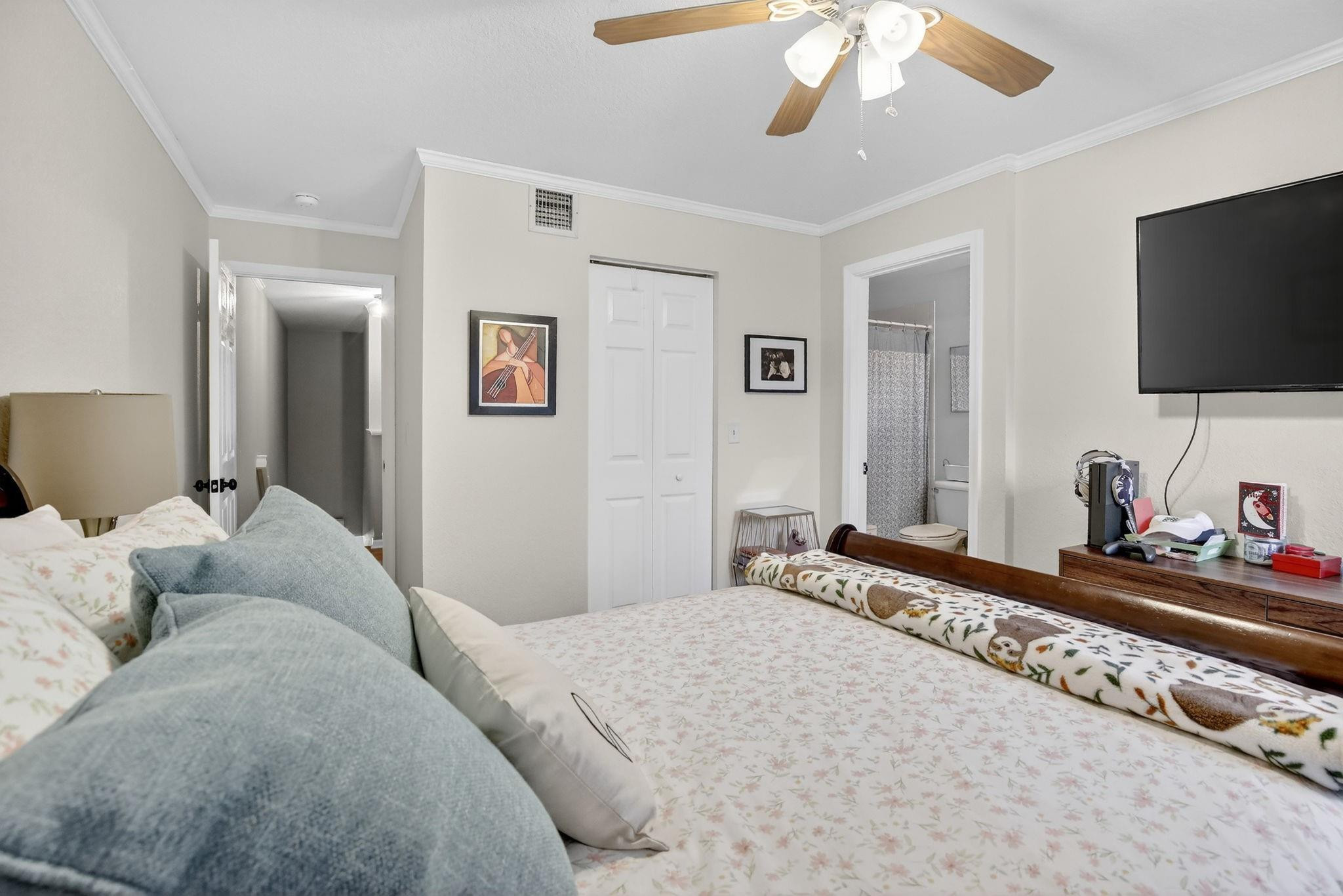 Courtyard at the Grove - Residential