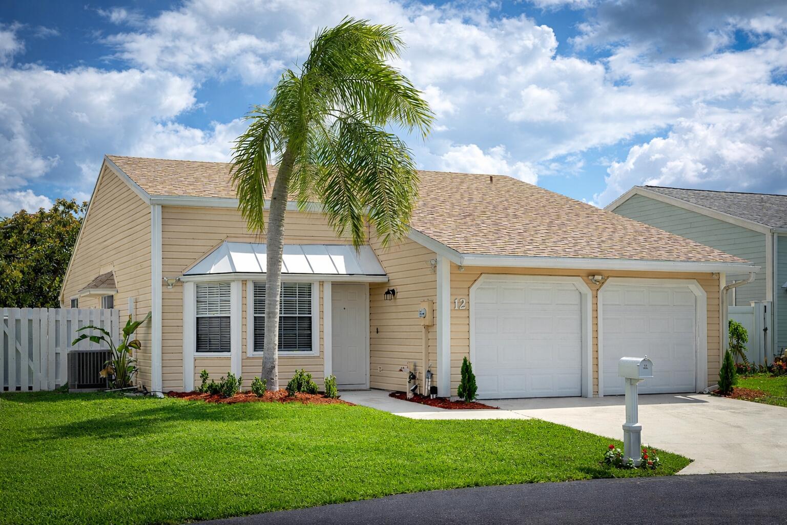 BOYNTON LAKES 6 - Residential